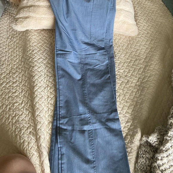 SOLD Figs Denim Kade Cargo Scrub - Picture 2 of 4